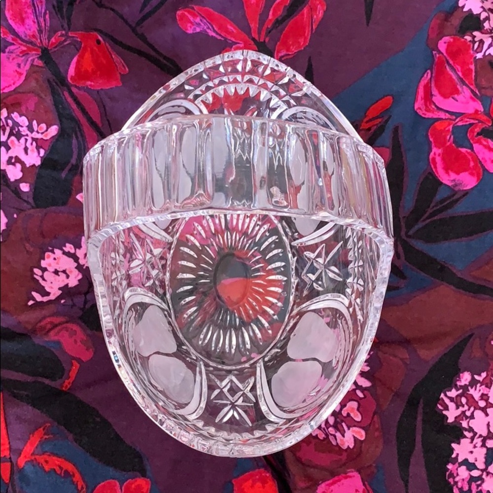 Lead Crystal Etched Cut Glass Basket - Picture 7 of 12